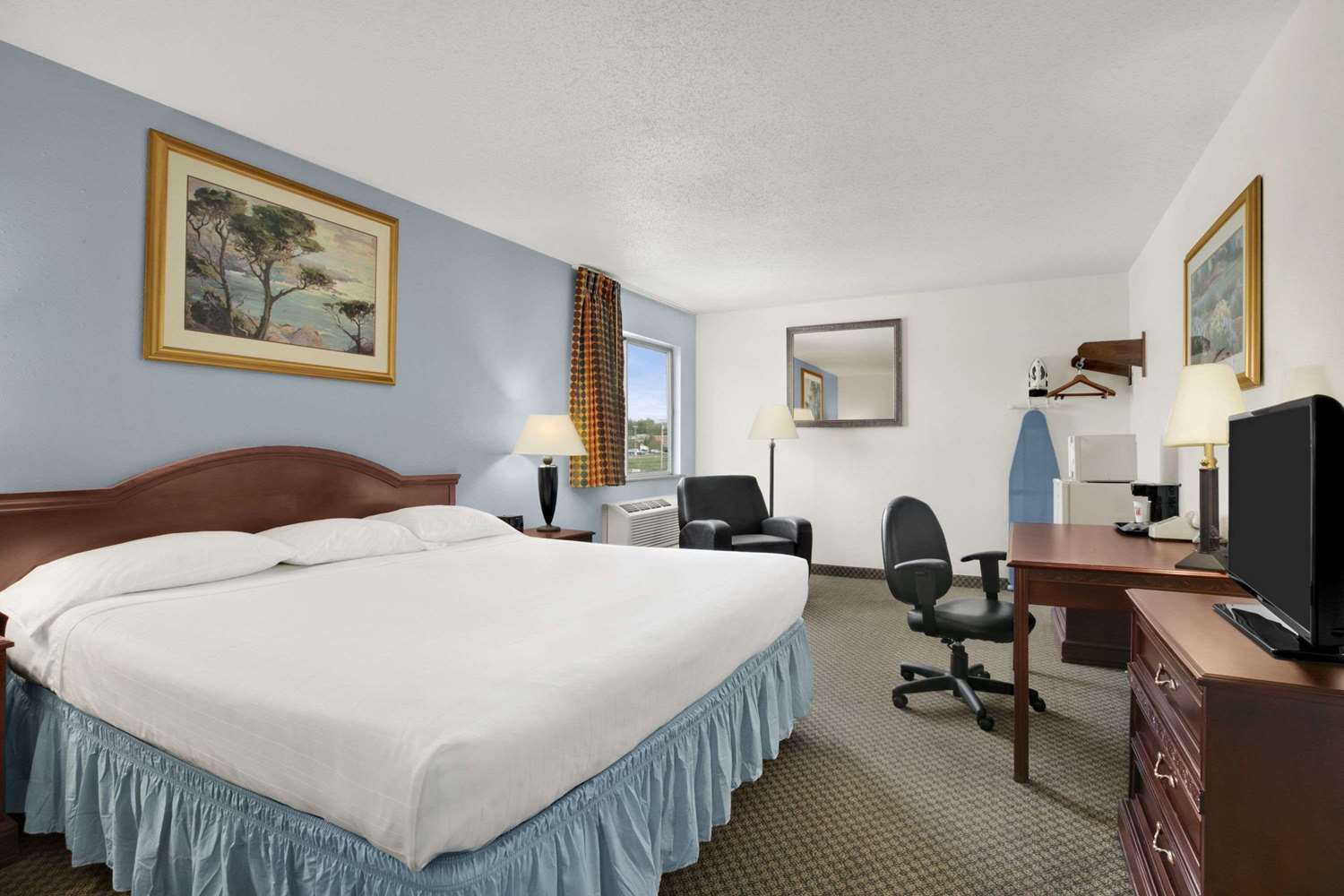 Super 8 by Wyndham Washington 12/32