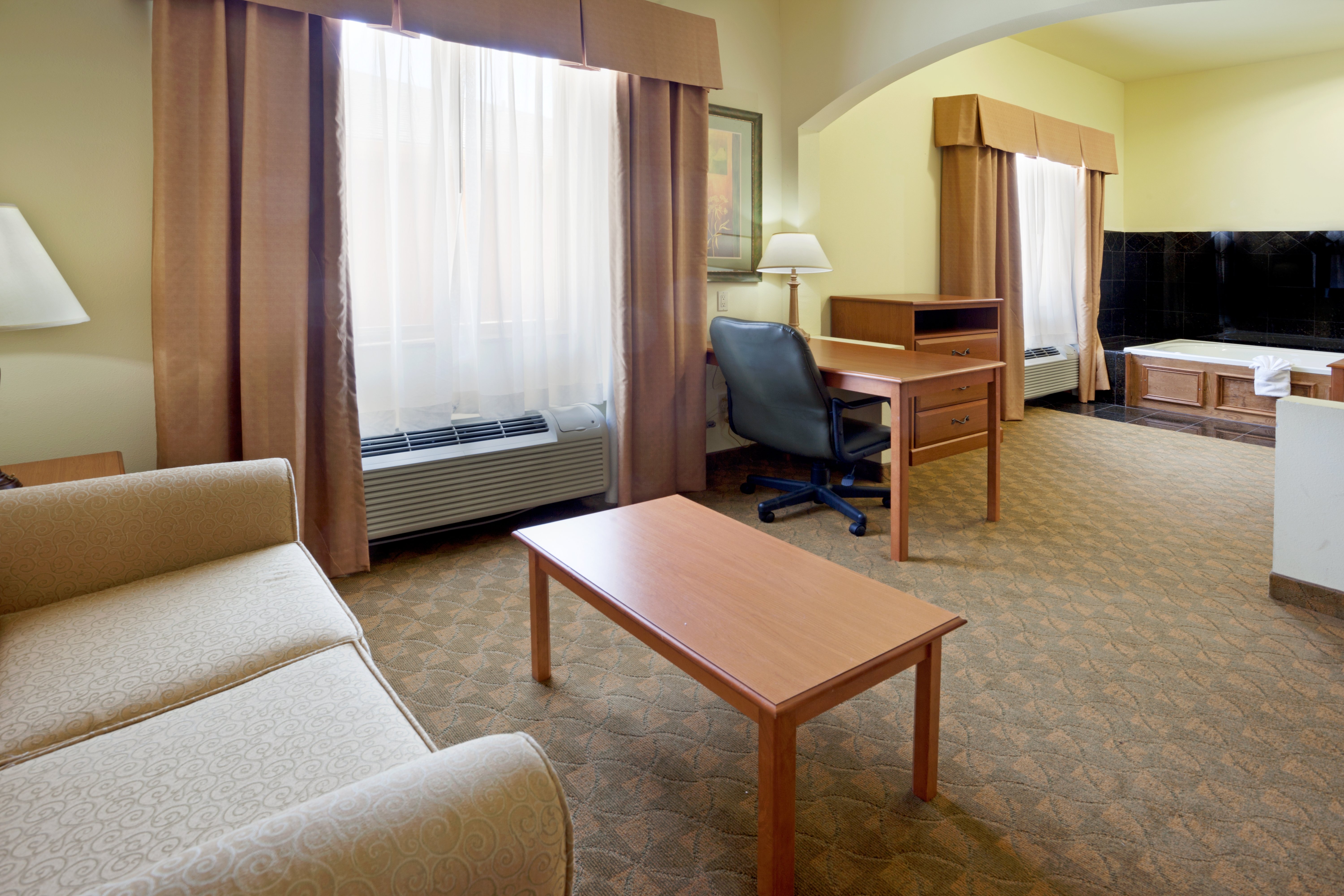 Holiday Inn Express Hotel Suites Zapata 19/27