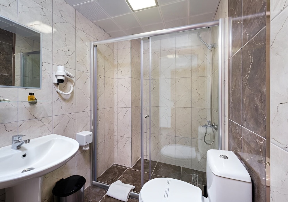 Grand Gulluk Hotel 52/56