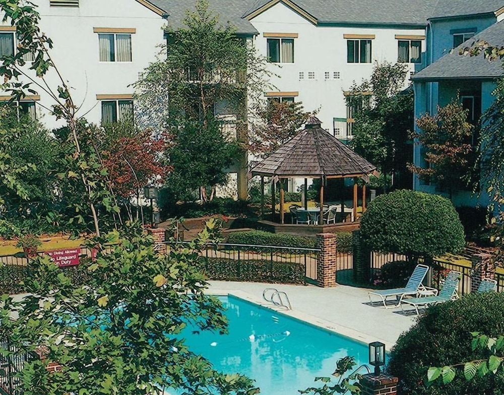 Endeavor Inn & Suites, Trademark Collection by Wyndham 5/55