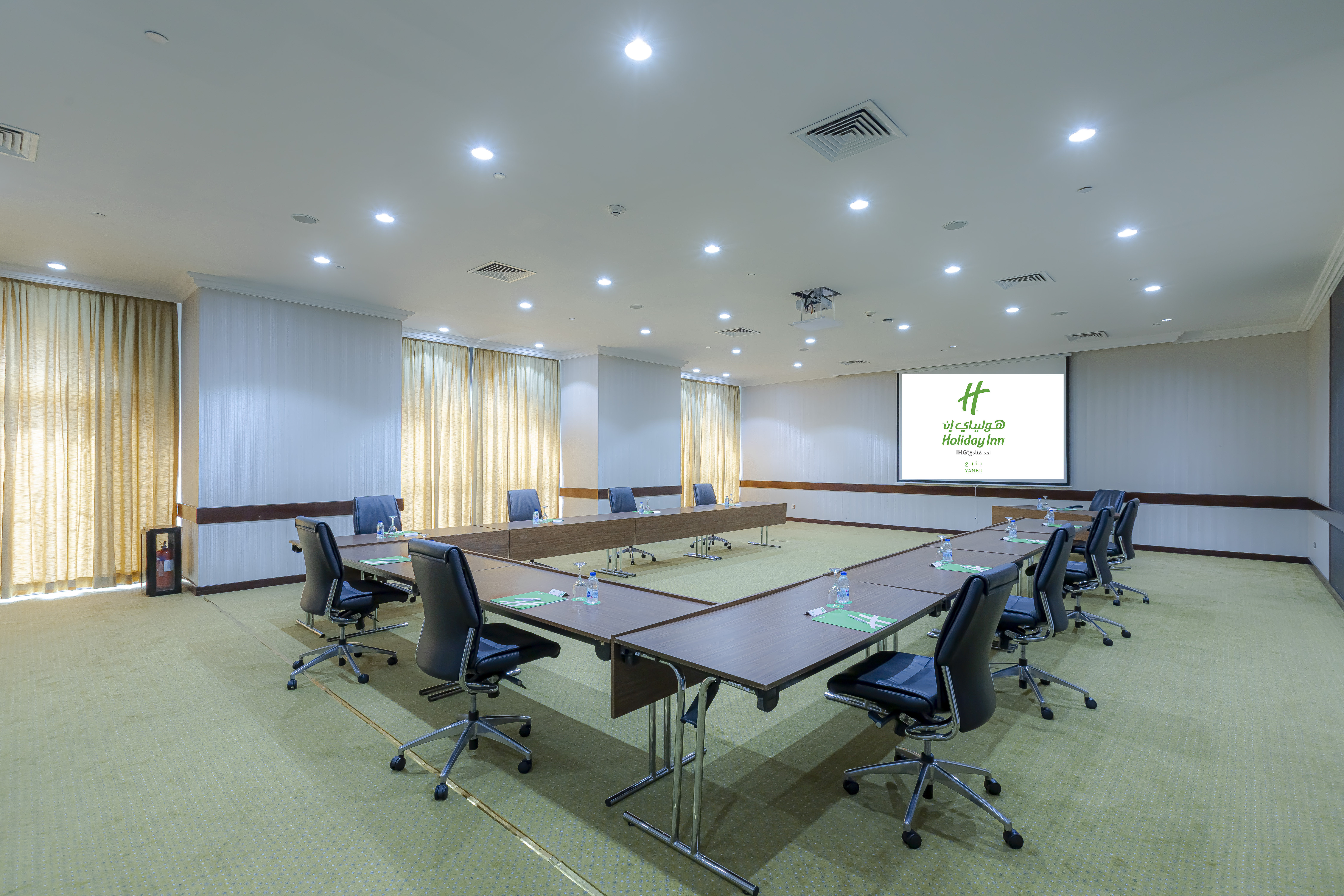 هوليداي إن ينبع(Holiday Inn Yanbu) 44/57
