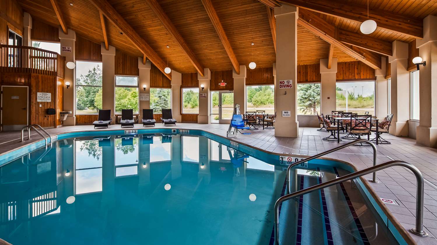 Best Western Dewitt 27/42