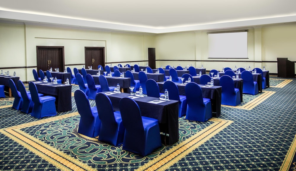 Avani Pemba Beach Hotel And Spa 70/80