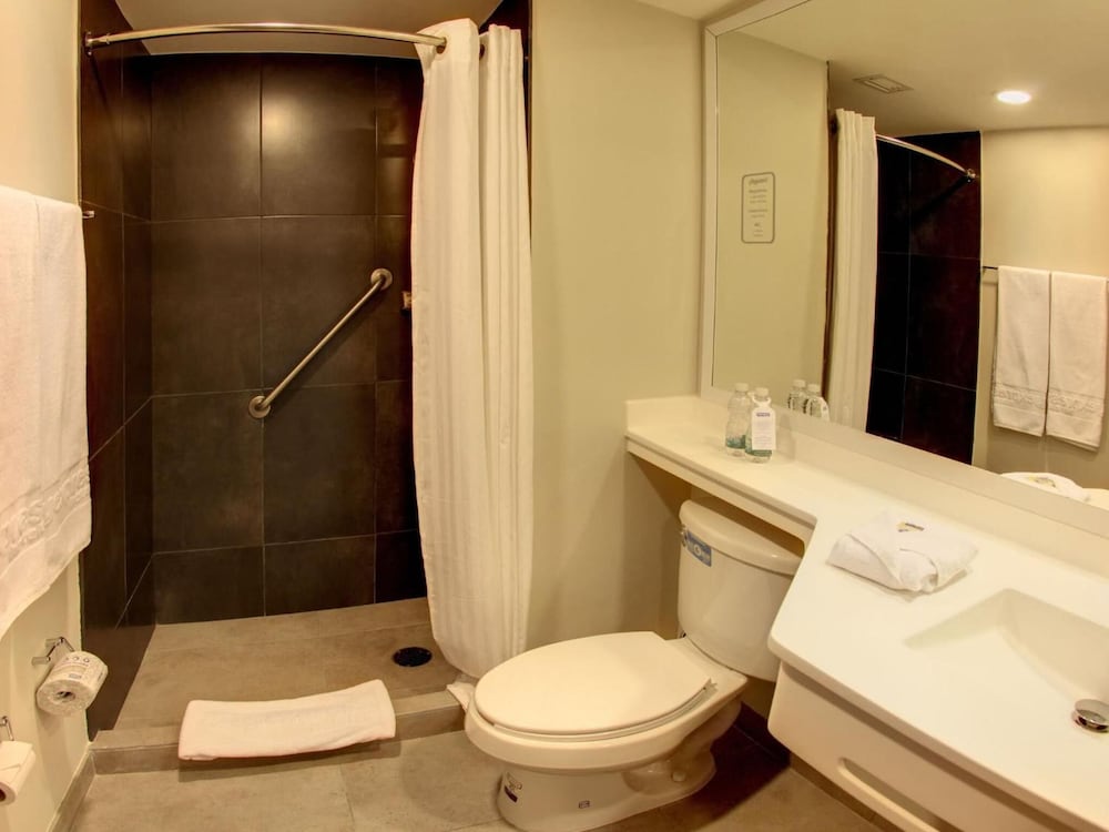 City Express by Marriott Monterrey Norte 12/55