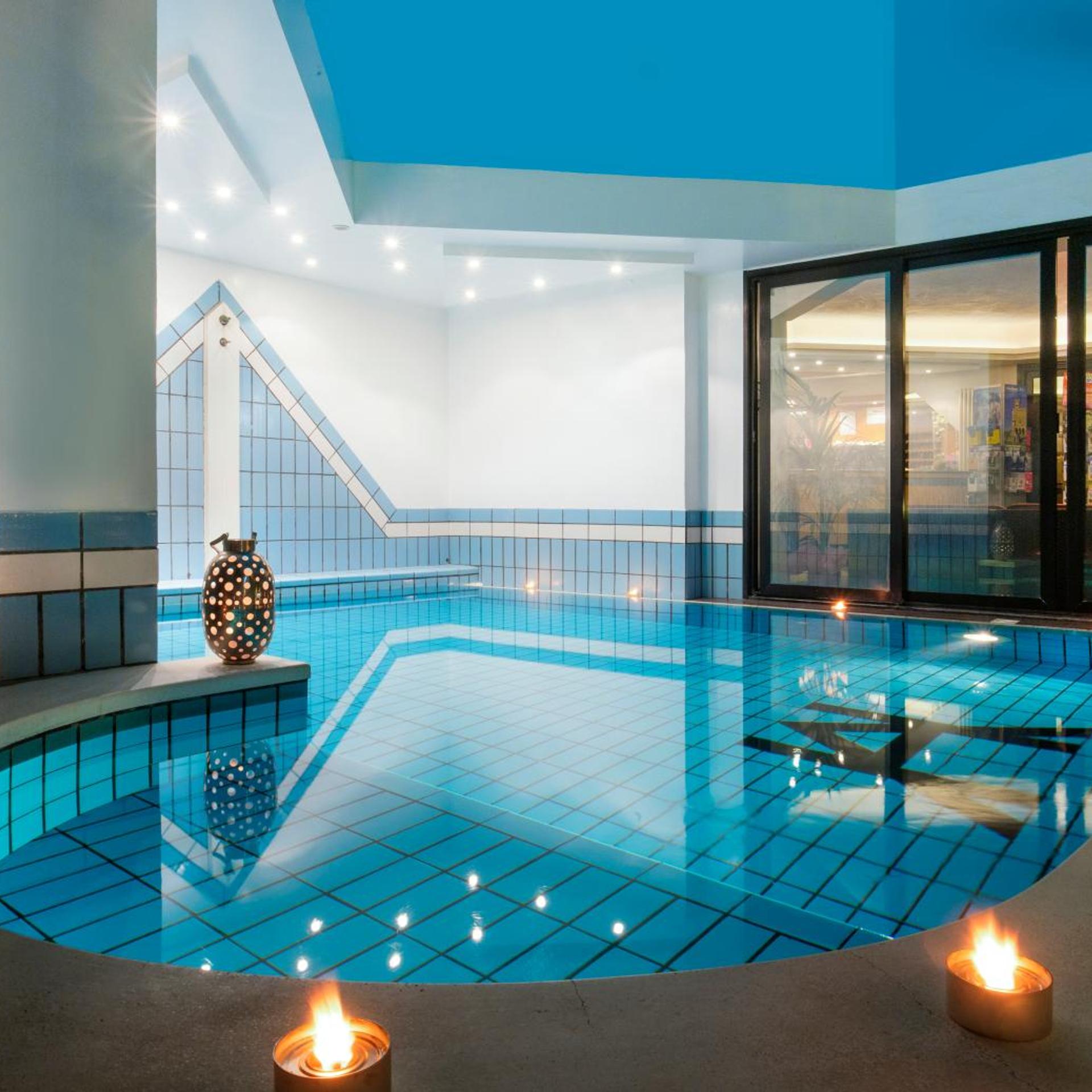 Hotel Ambassador 25/49