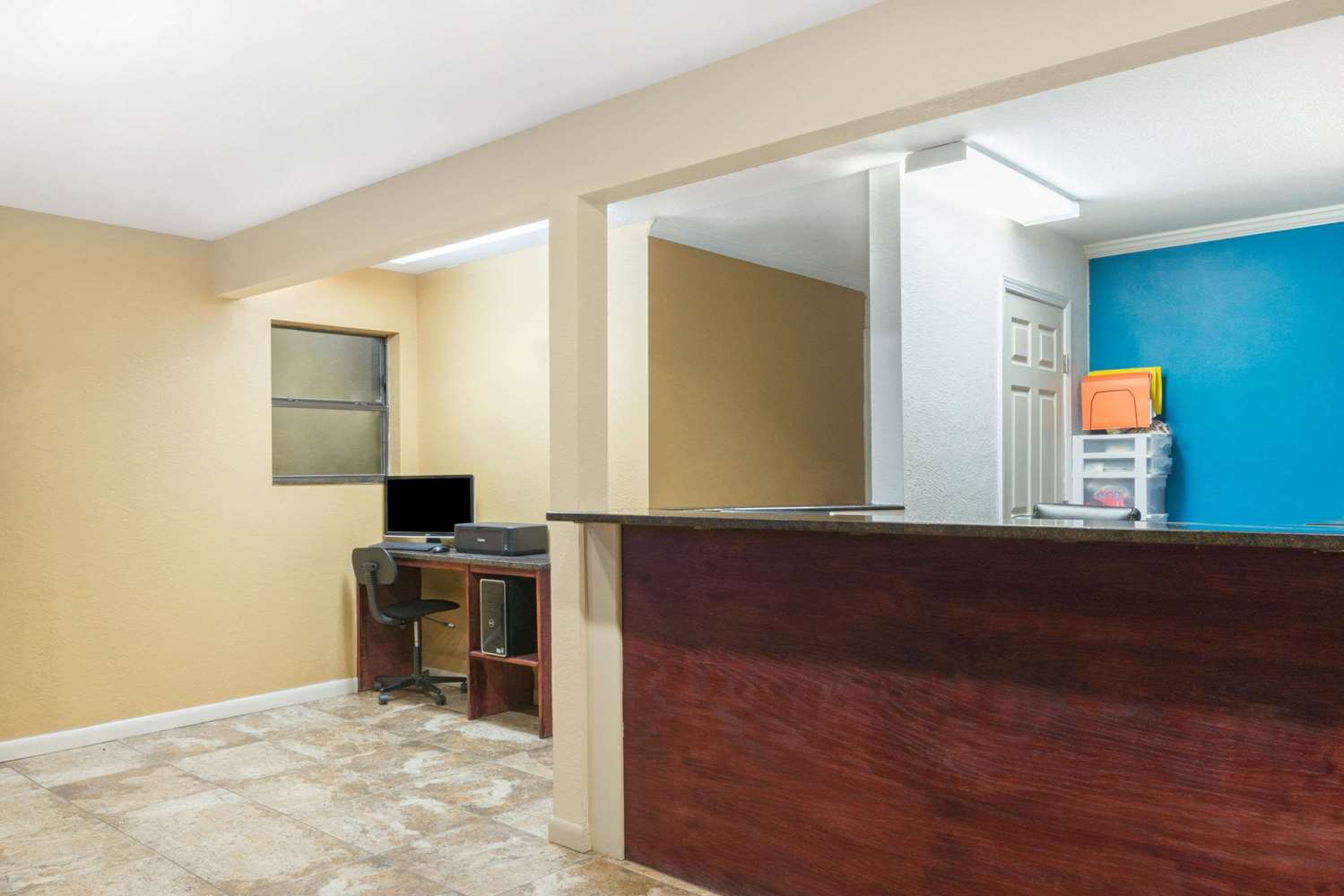Days Inn by Wyndham Ruidoso Downs 5/54