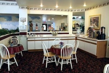Lighthouse Inn 30/37