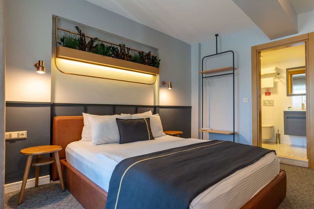 Viva La Vita Hotel Bornova 16/40