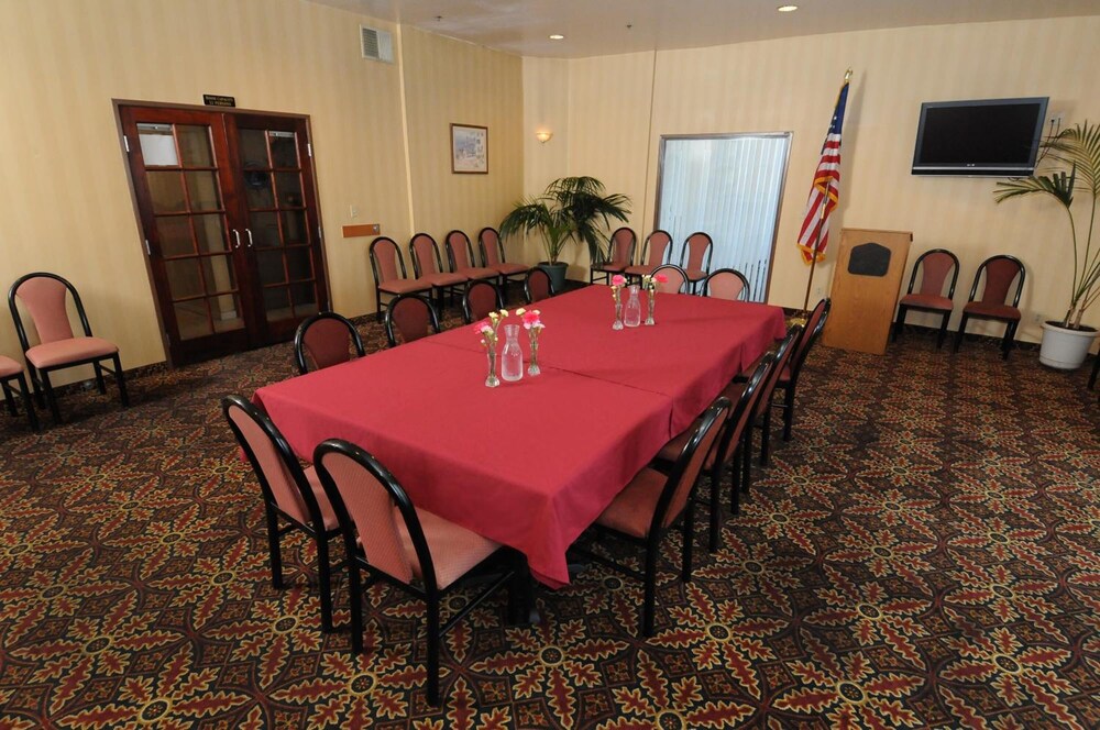 Country Inn 48/64