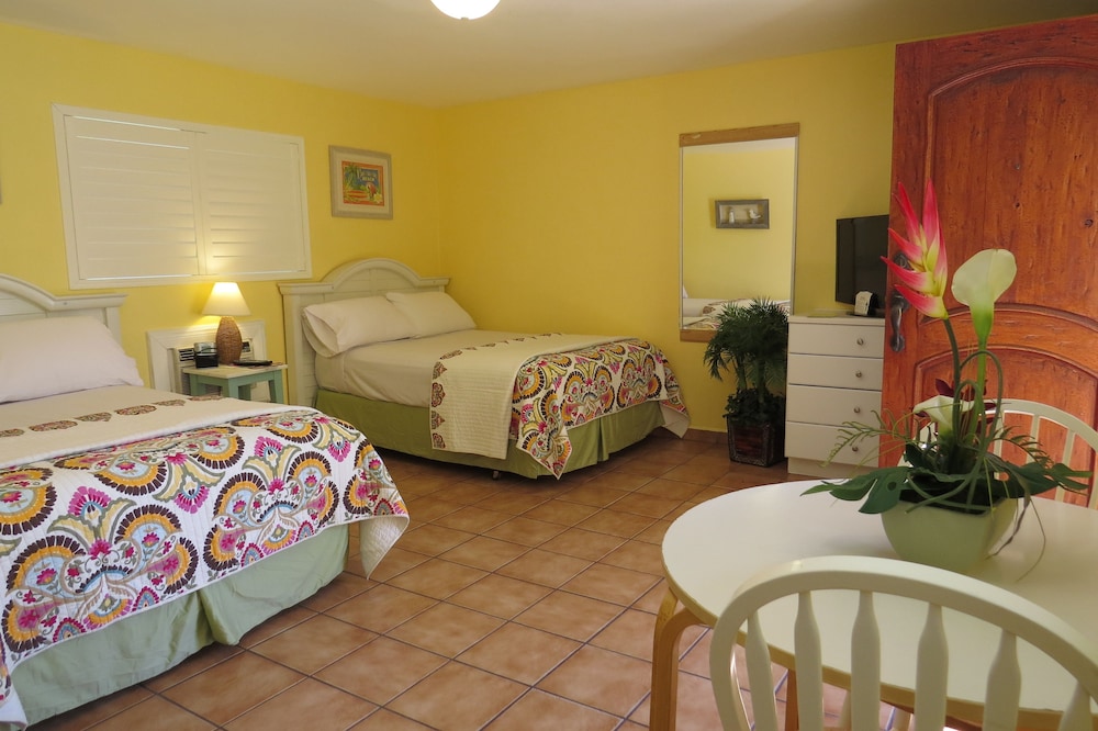 Leucadia Beach Inn 20/52
