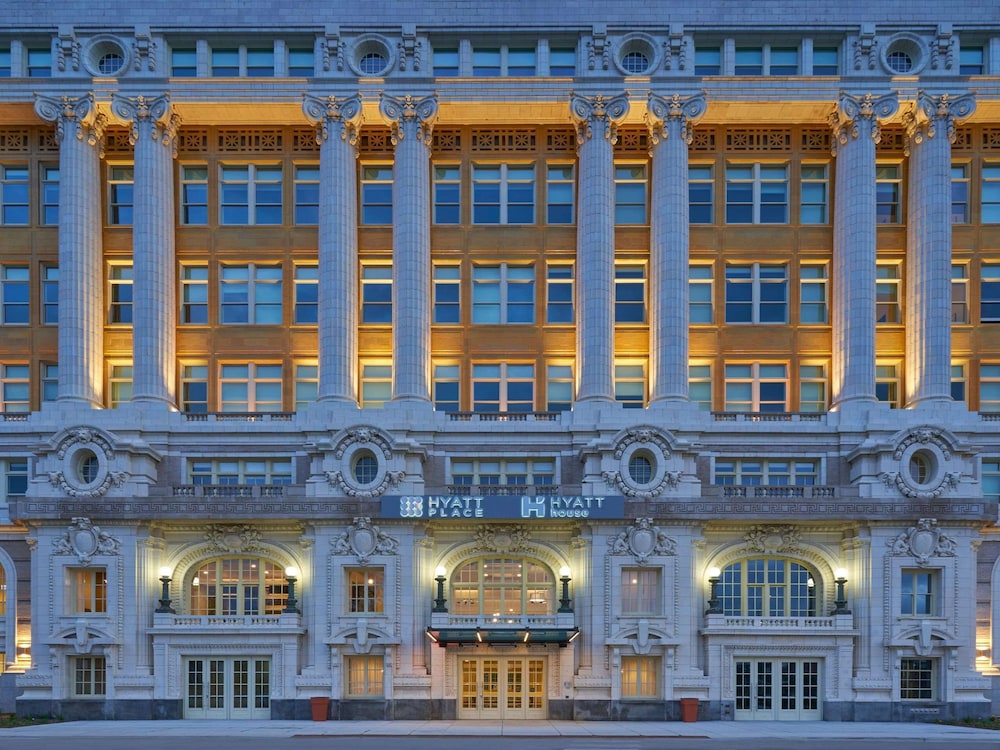 Hyatt House Chicago Medical University district 1/37