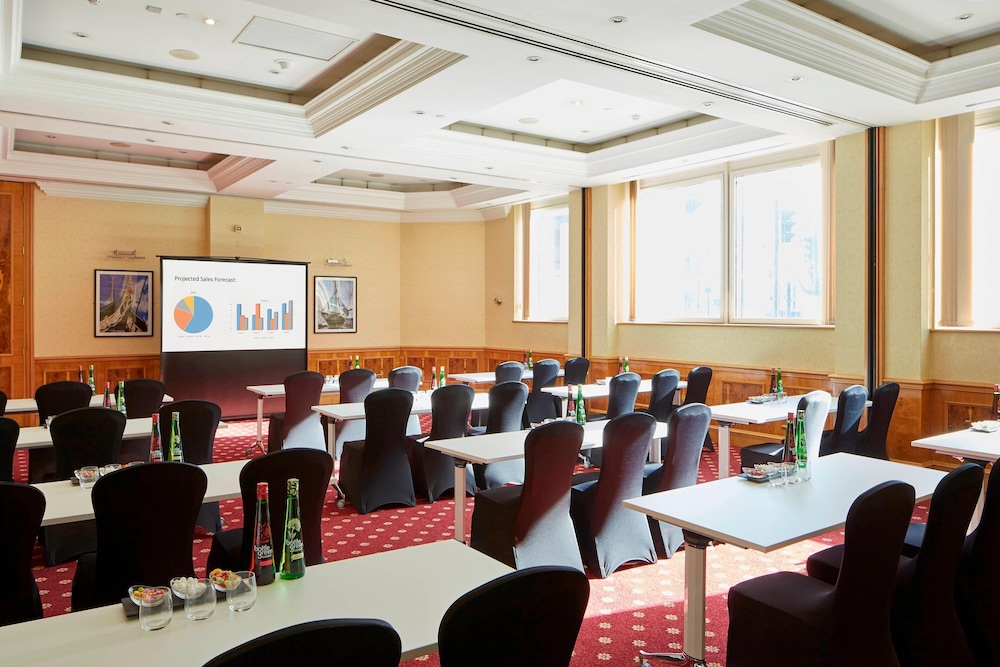 Delta Hotels by Marriott Bristol City Centre 25/29