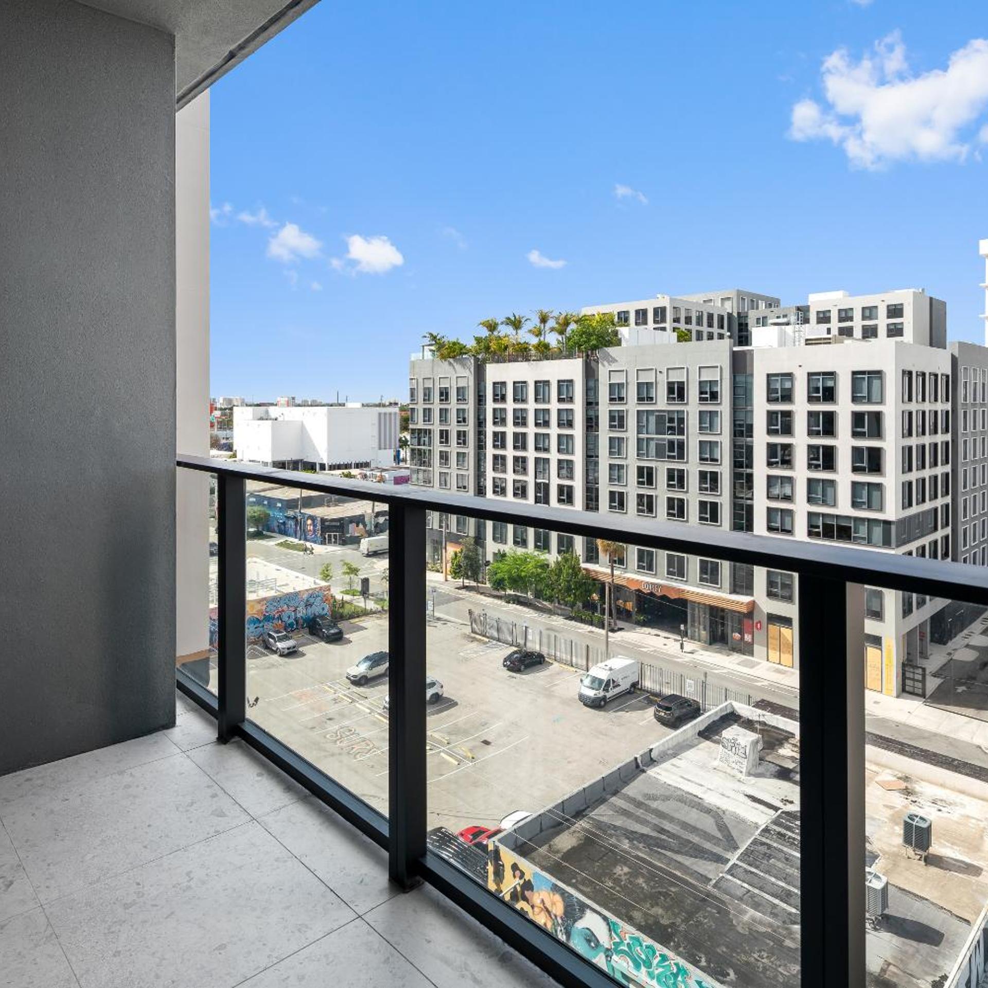 The 27 Wynwood 42/50