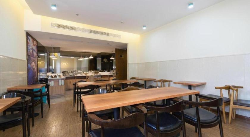 James Joyce Coffetel (Shanghai Jinshan City Beach Bailian Shopping Center) 27/38