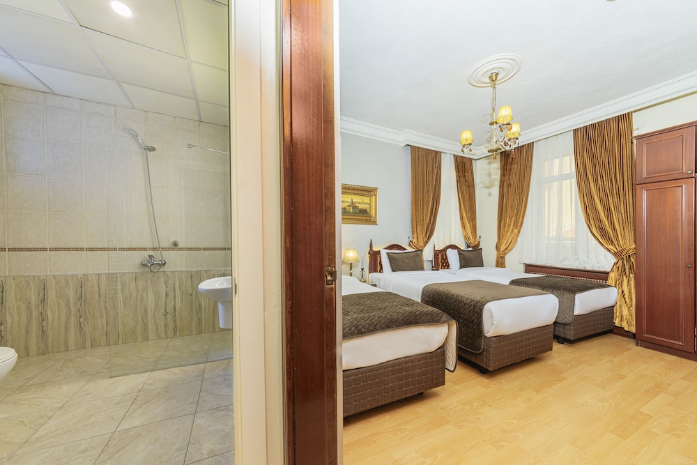 Deluxe, Triple, 3 Beds, Hotel Ipek Palas 10/10