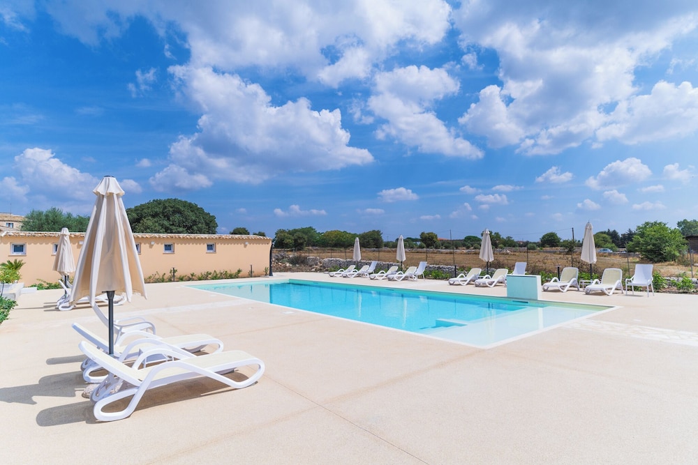 Borgo Monachella 37/50