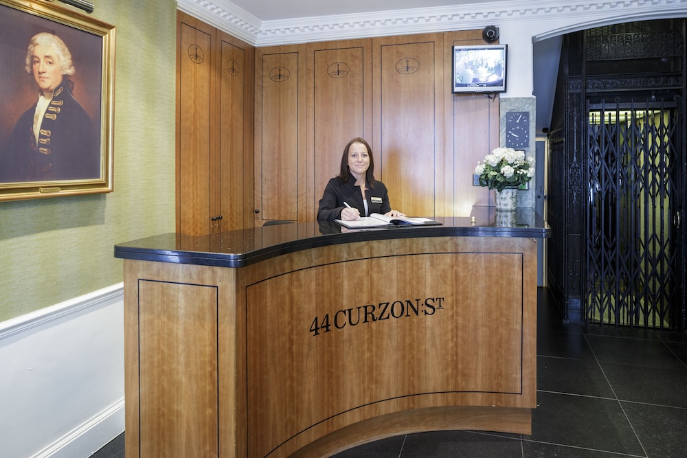 Curzon Street By Mansley 12/29