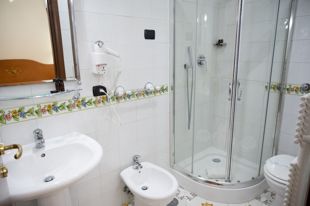 Villa Le Zagare Relais & SPA 48/50
