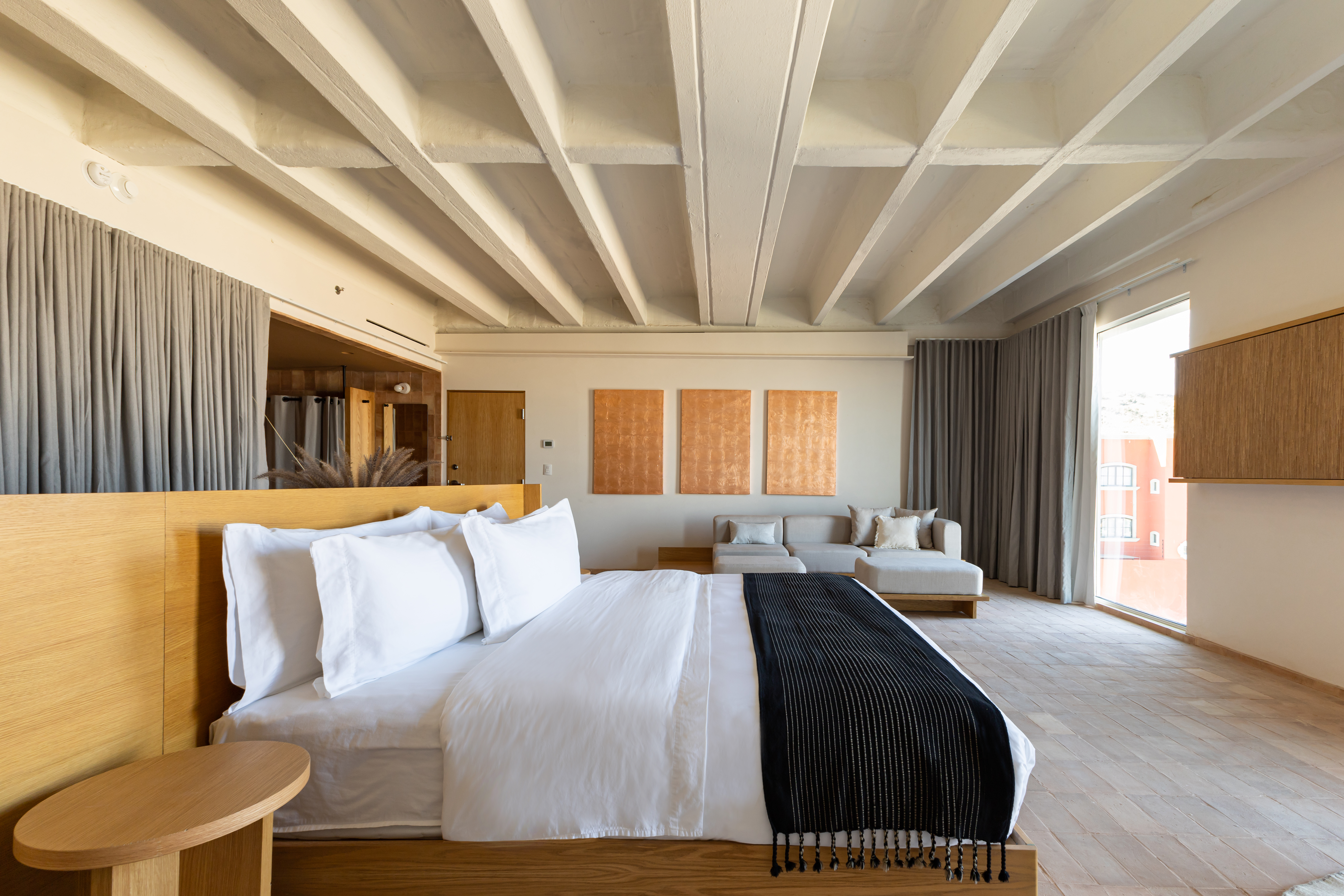 Junior Suite, City View