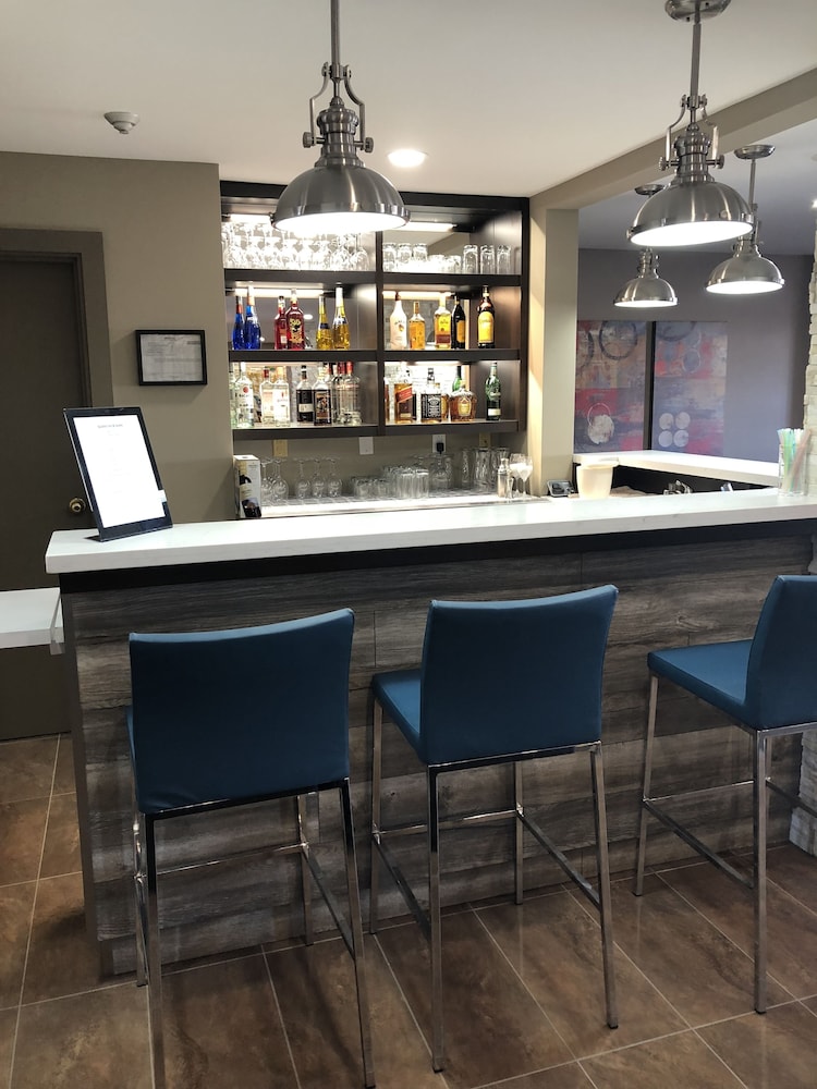 Quality Inn & Suites Bathurst, NB 33/50
