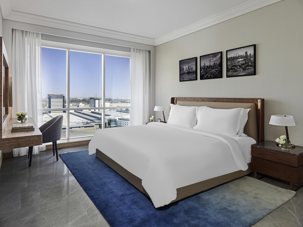 2 BEDROOMS, SUITE, 2 KING BEDS