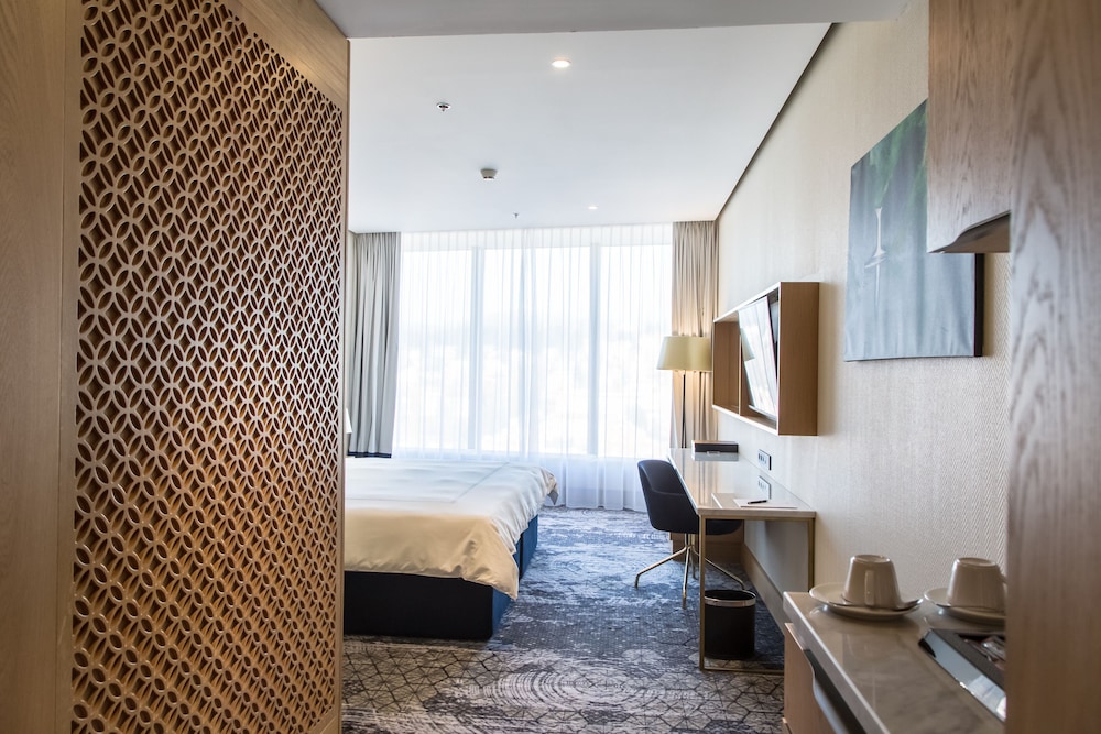 Swissotel Sarajevo 48/65