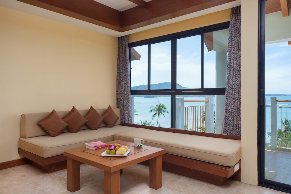 By The Sea Hotel 16/41