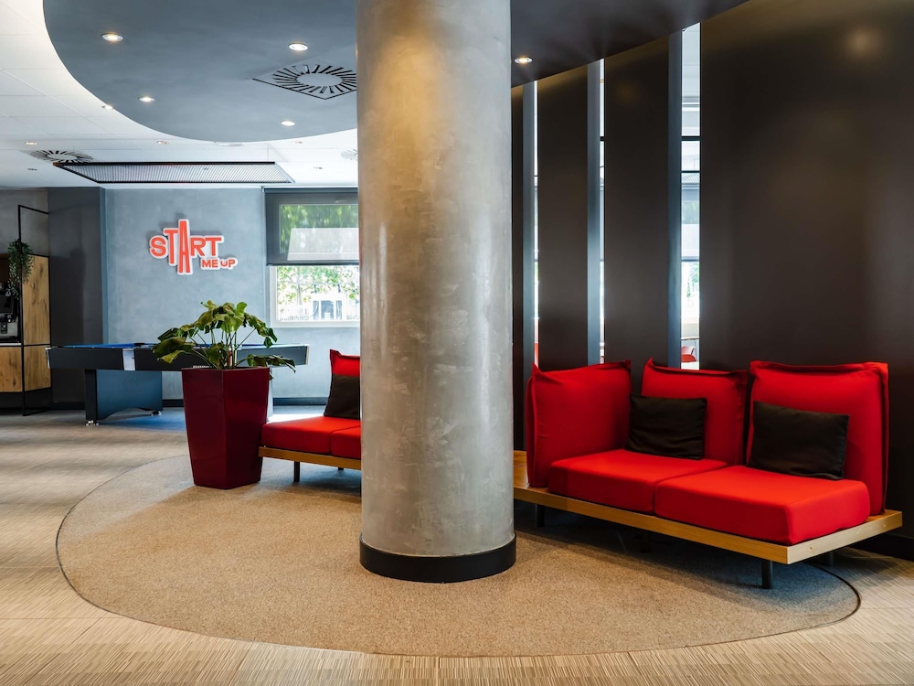 ibis Barcelona Castelldefels 49/79