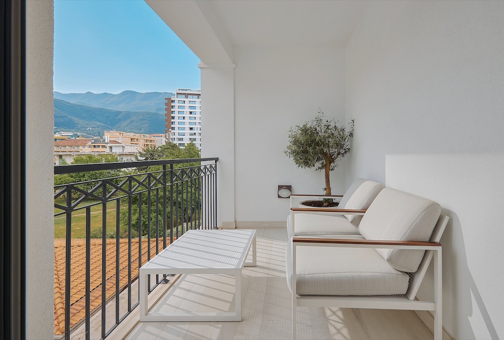 Hotel Budva 39/60
