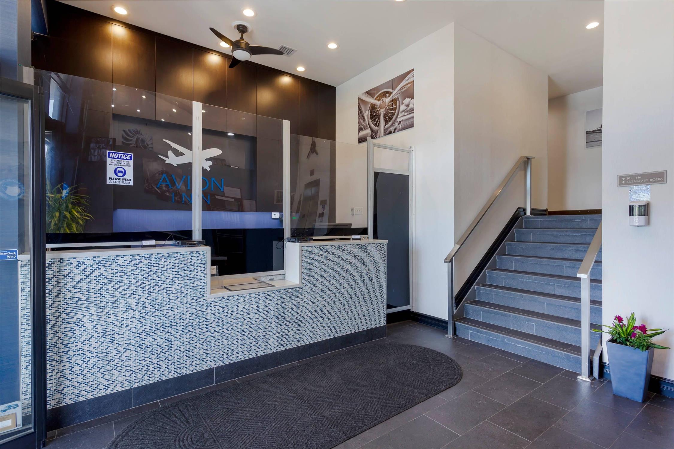 Avion Inn Near LGA Airport, an Ascend Collection Hotel 5/23