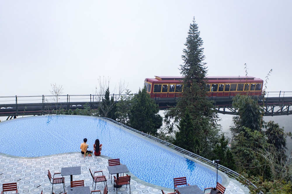 Joville Hotel Sapa 60/64