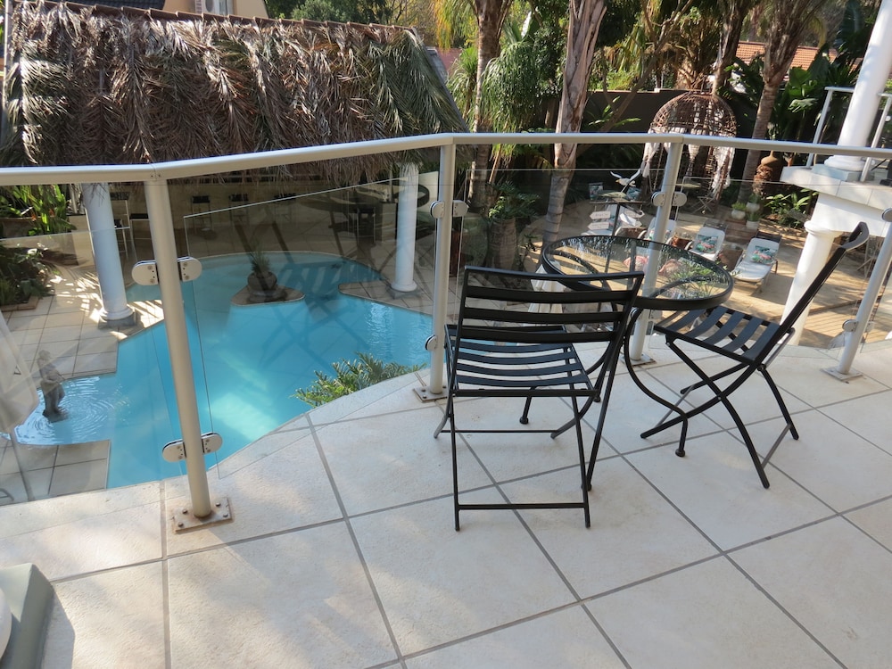 Cocomo Guesthouse Spa And Conference Centre 75/100