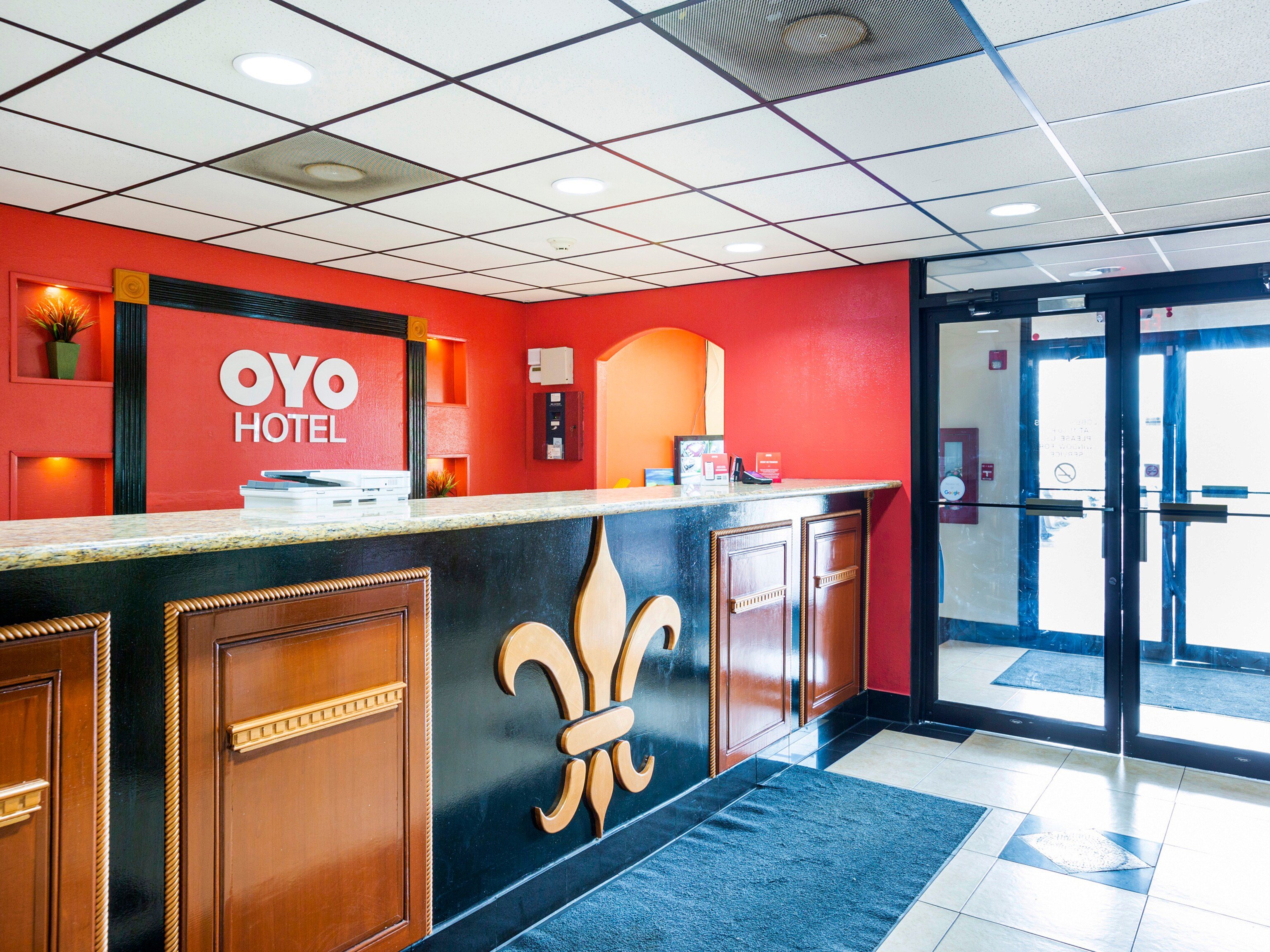 OYO Hotel LSU 10/70