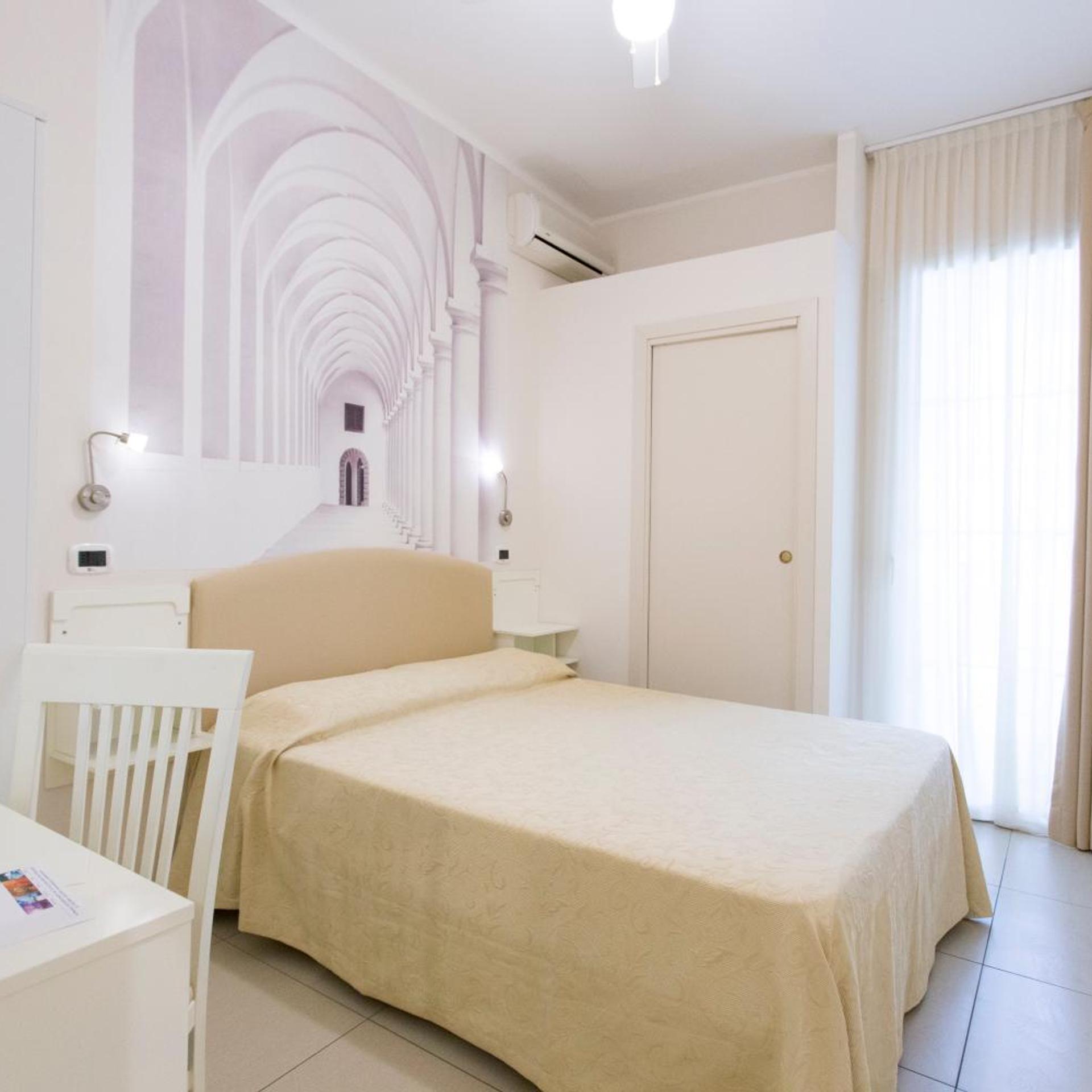 غرفة صغيرة مزدوجة