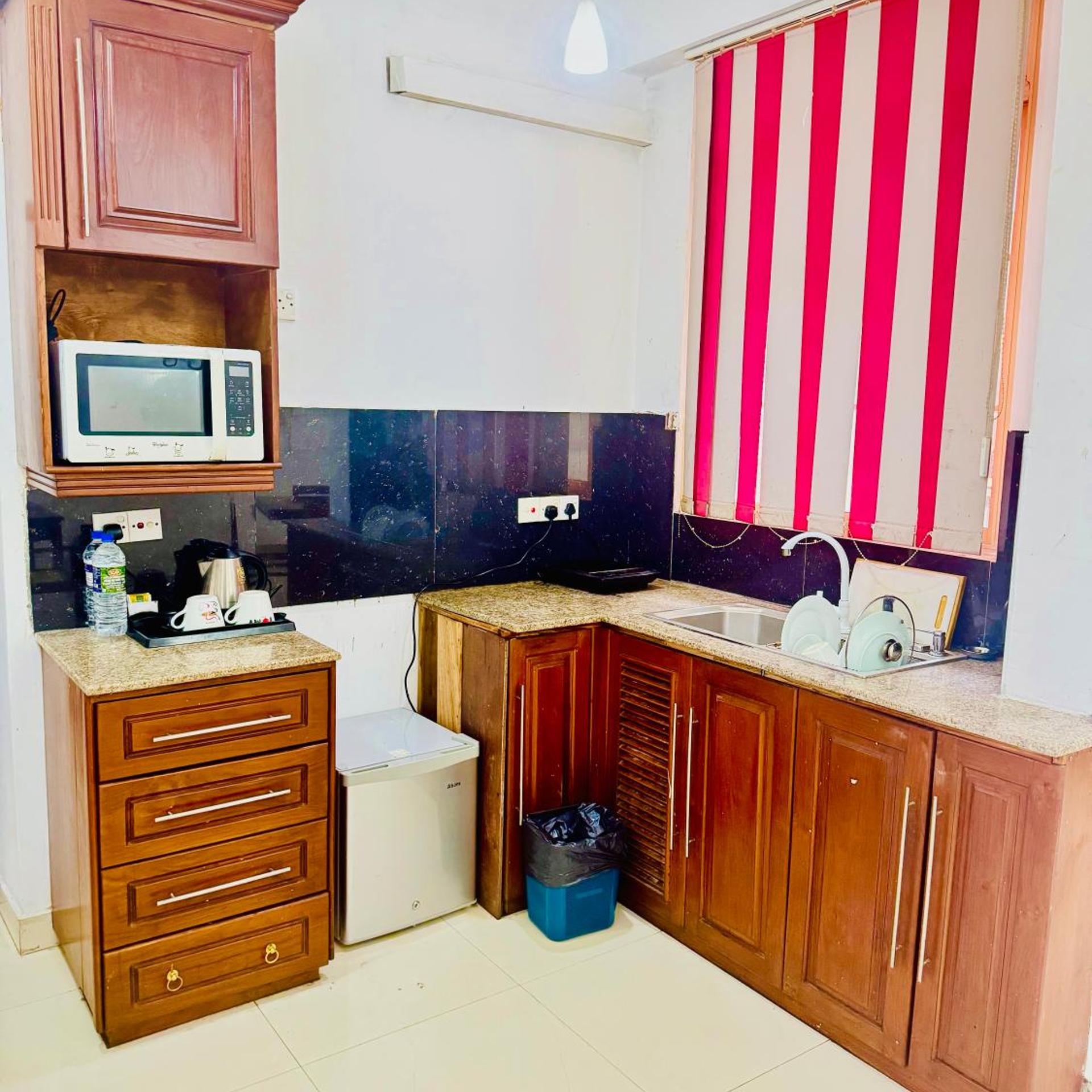 Lafala Hotel and Service Apartment, Dehiwala-Mount Lavinia 8/100