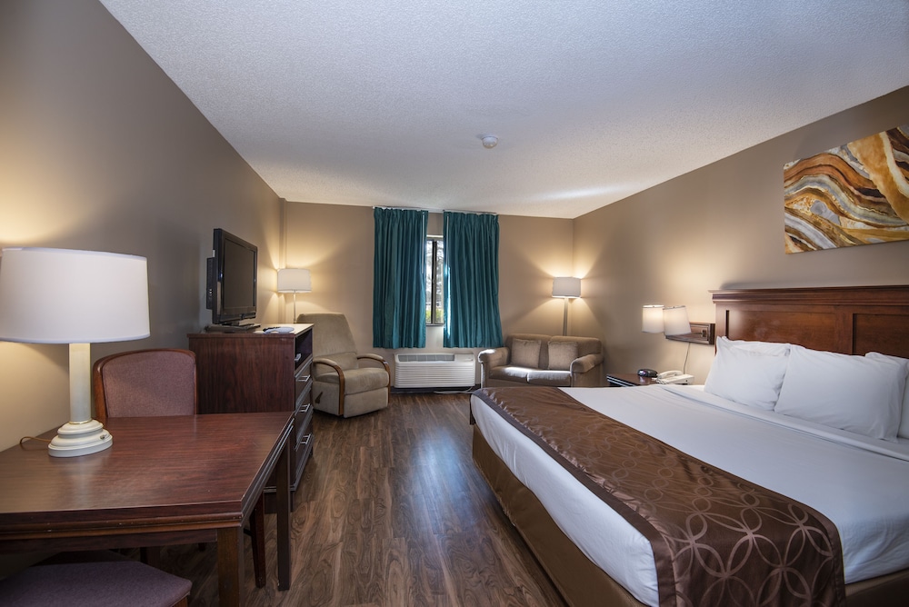 Guest Inn and Suites Midtown Medical Center 17/38