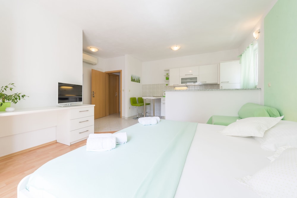 Apartmani Nikolina 27/50