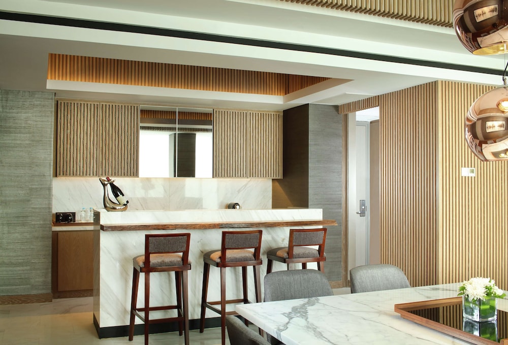 DoubleTree by Hilton Hotel Jakarta - Diponegoro 43/54