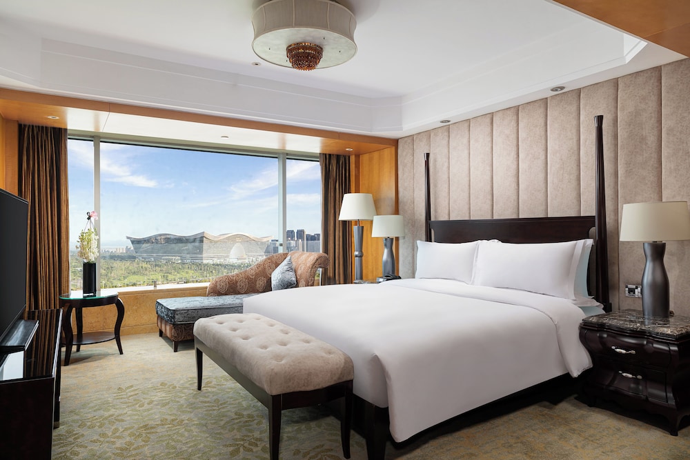 Vice President, Suite, Single Bed