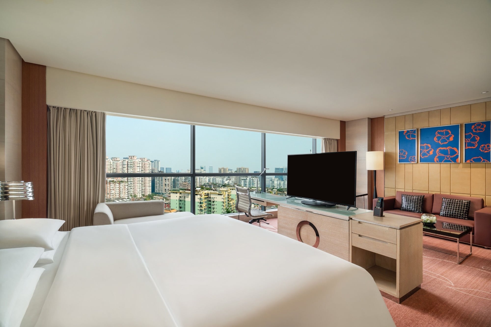Club, Suite, King Bed