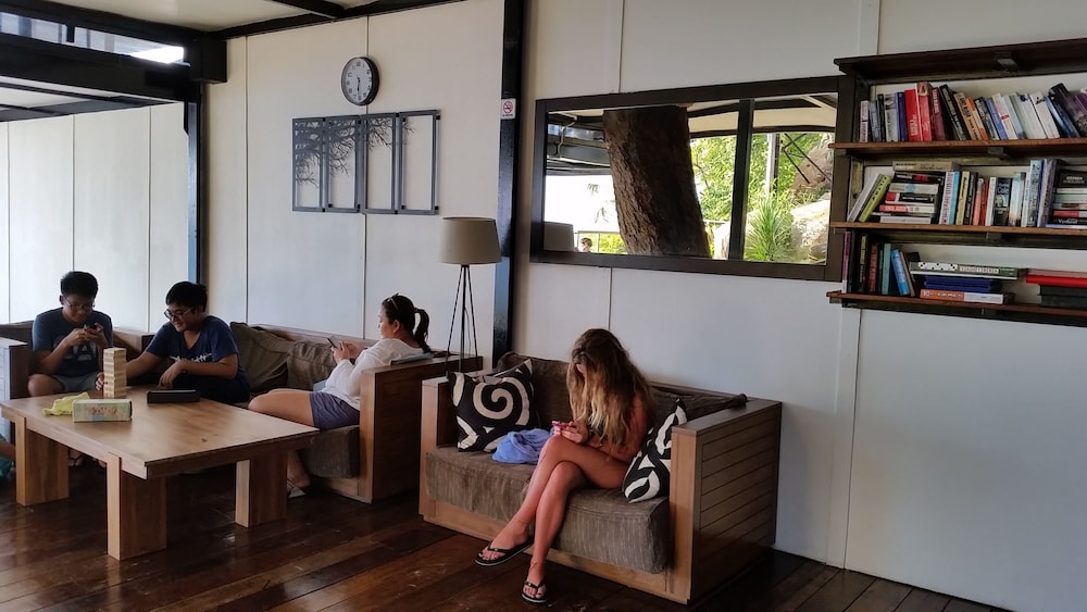 Alunan Resort 42/65