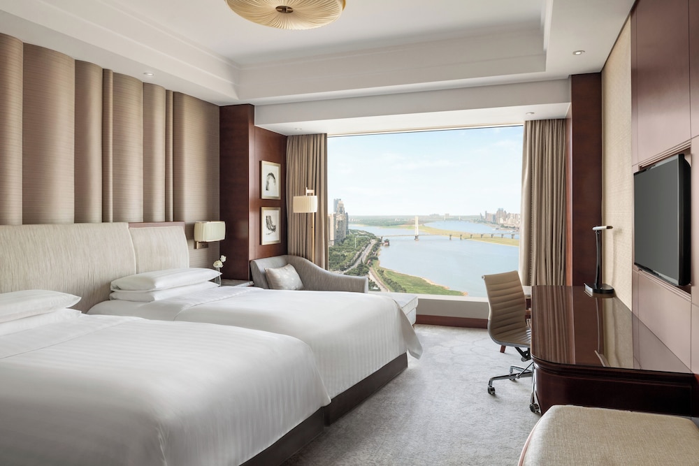 Shangri-La Nanchang 12/49