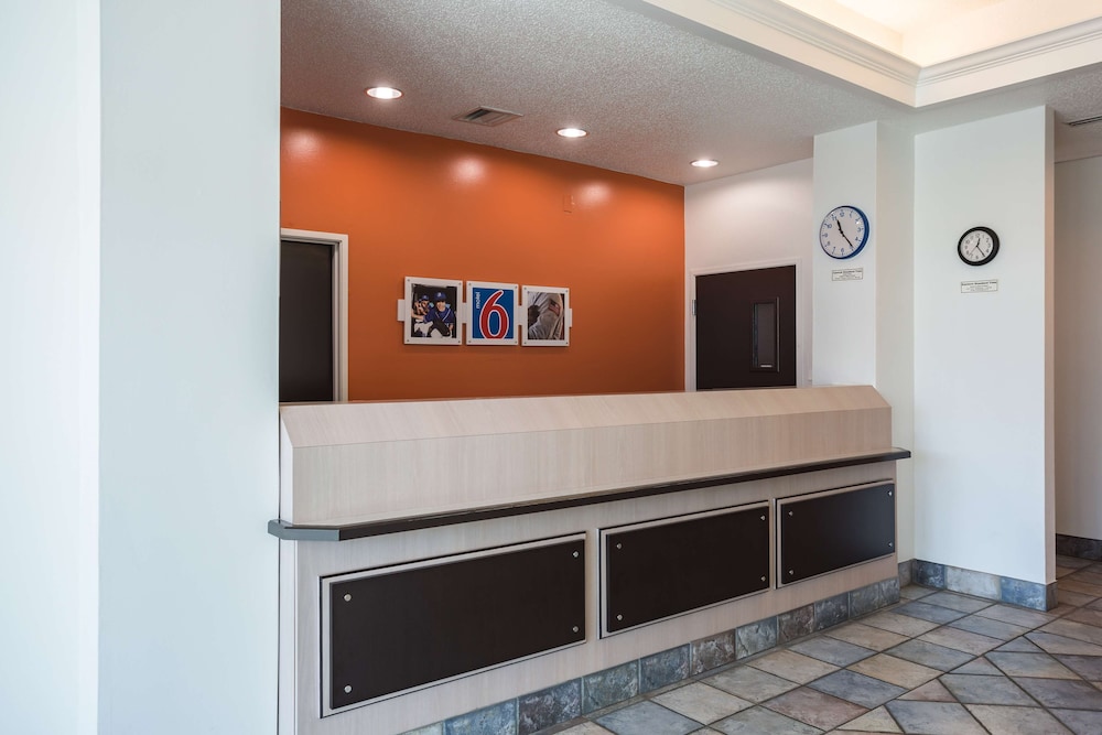 Motel6 Dale, IN 7/45