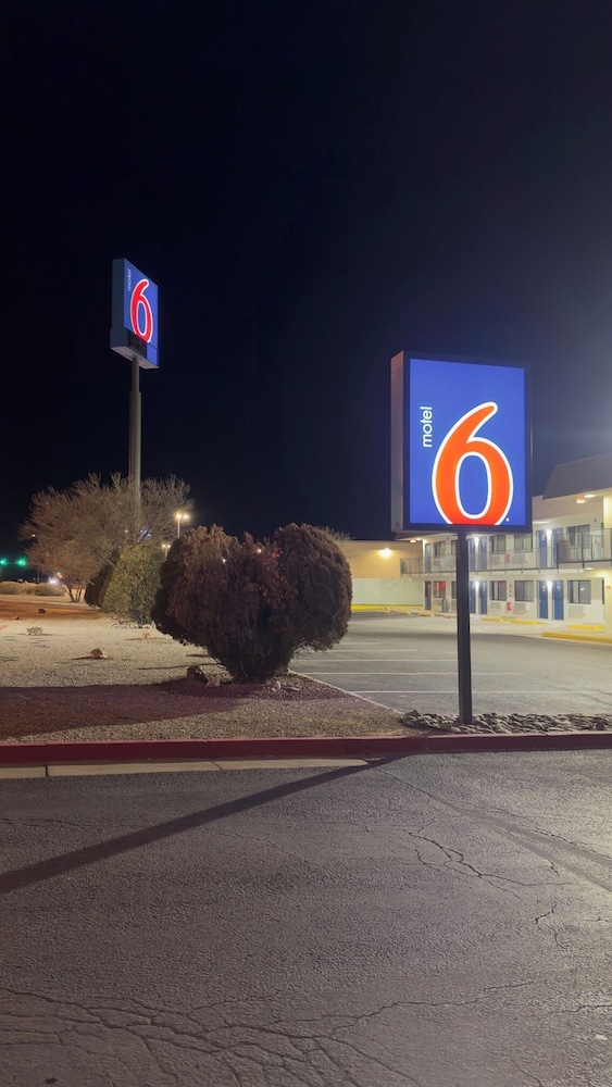 Motel6 Grants, NM 66/68