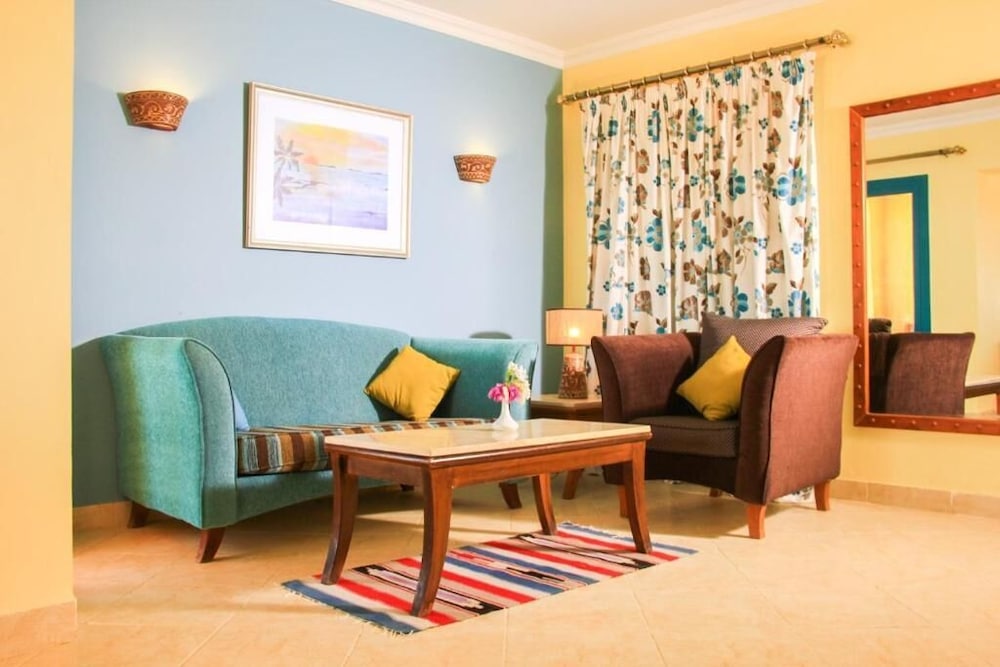 Green Sudr Resort 36/60