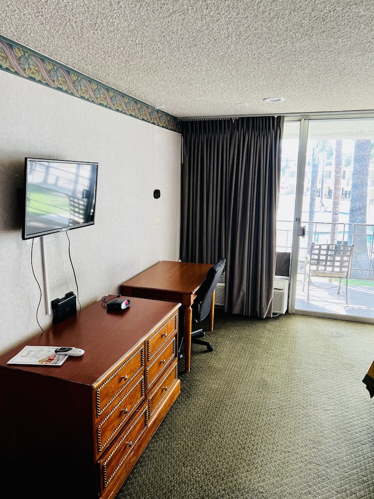 Valley Inn 36/59