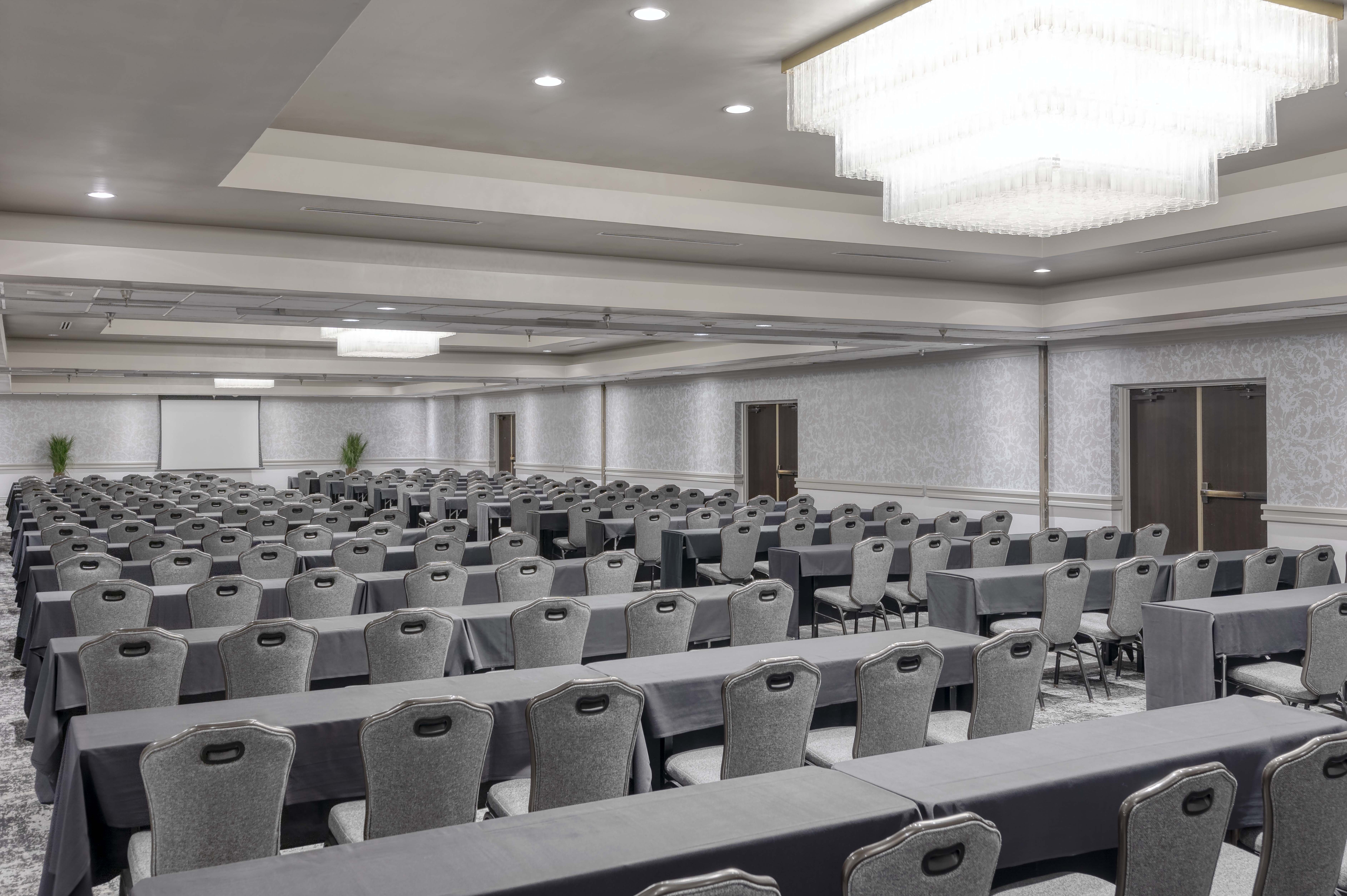 Crowne Plaza Indianapolis Airport 47/58