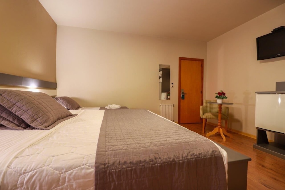 Hotel Bertoluci 32/69