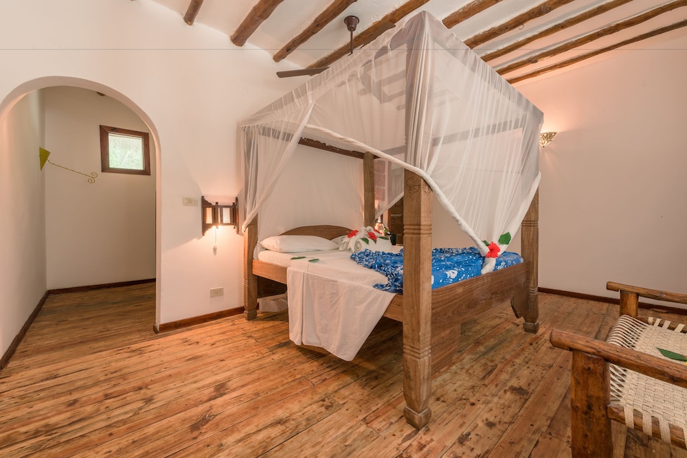 Hakuna Majiwe Beach Lodge 23/50