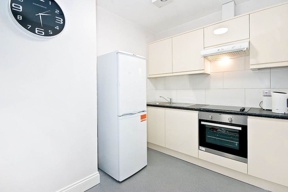 Eldon Chambers London 33/41